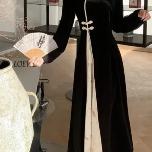 Elegant Chinese Style Long Dress (Modern Cheongsam)